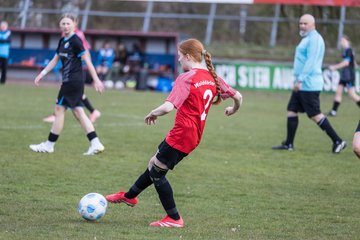 Bild 252 - wBJ VfL Pinneberg - Waldd�rfer SV : Ergebnis: 5:0